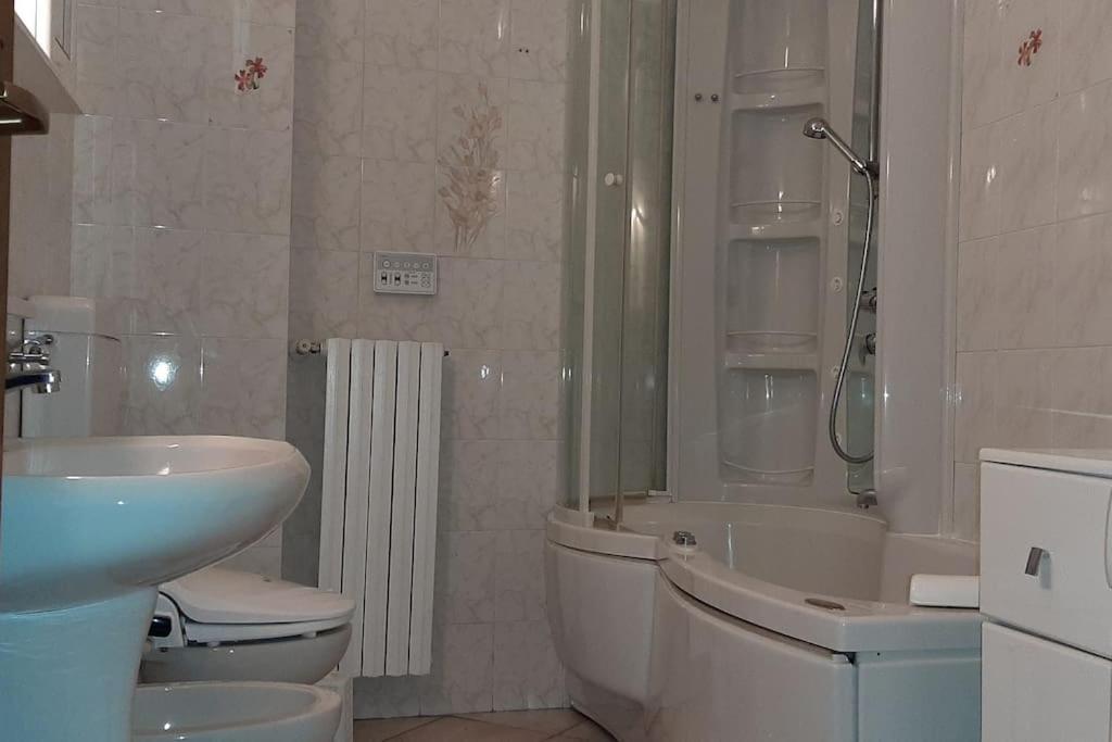 Вилла House Marika Джера-Ларио Экстерьер фото